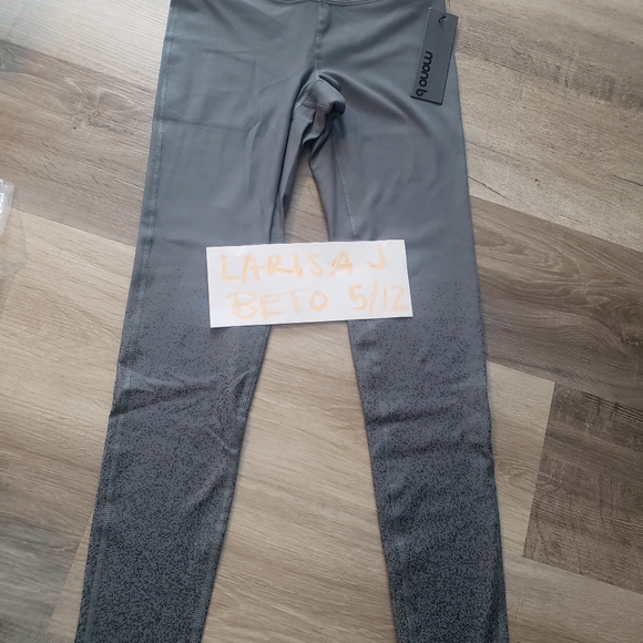 Athletic Wear Lot - Picture 5 of 14